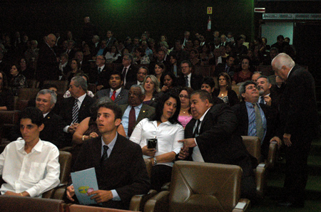Foto: DSC_5254.jpg
Criada em : 24/08/2020 20:04:02
Peso : 100452 bytes
Dimensão : 450 X 298 pixel
Cores : 
Foto = 40